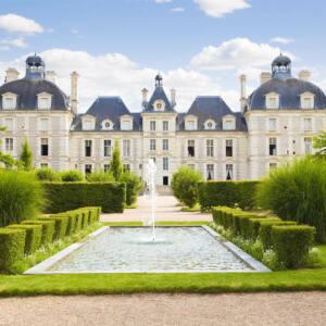 Loire valley Cheverny Castle - Paris Best Way