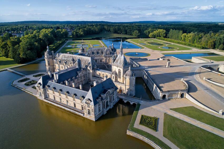 chantilly Castle - Private Guided Tour