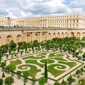 VERSAILLES CASTLE & GIVERNY MUSEUM  (9 Hours)